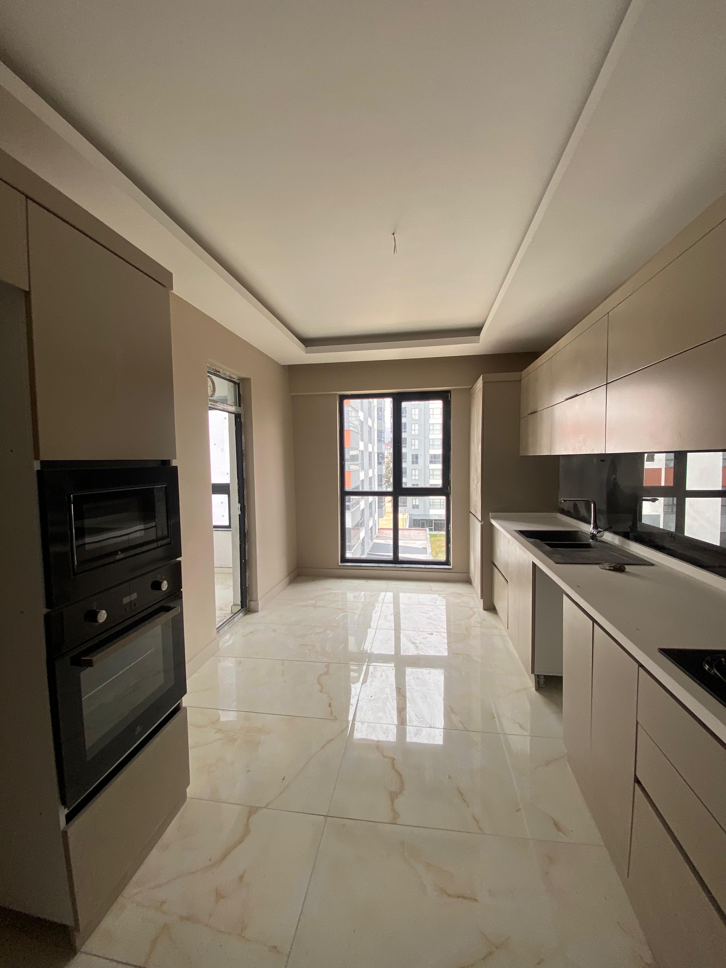 MABEL' DEN SATILIK LÜKS SİTE İÇERİSİNDE FERAH DAİRE